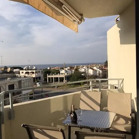 Seaview Kapparis Apartment *