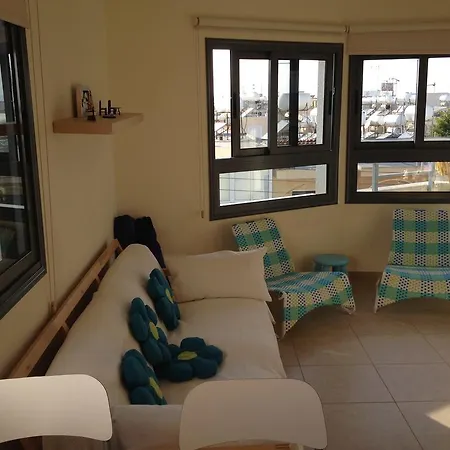 Seaview Kapparis דירה פאראלימני